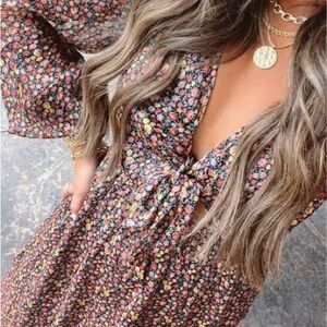 NWT BUDDY LOVE Desirae Long Sleeve Maxi Dress - Color Burst